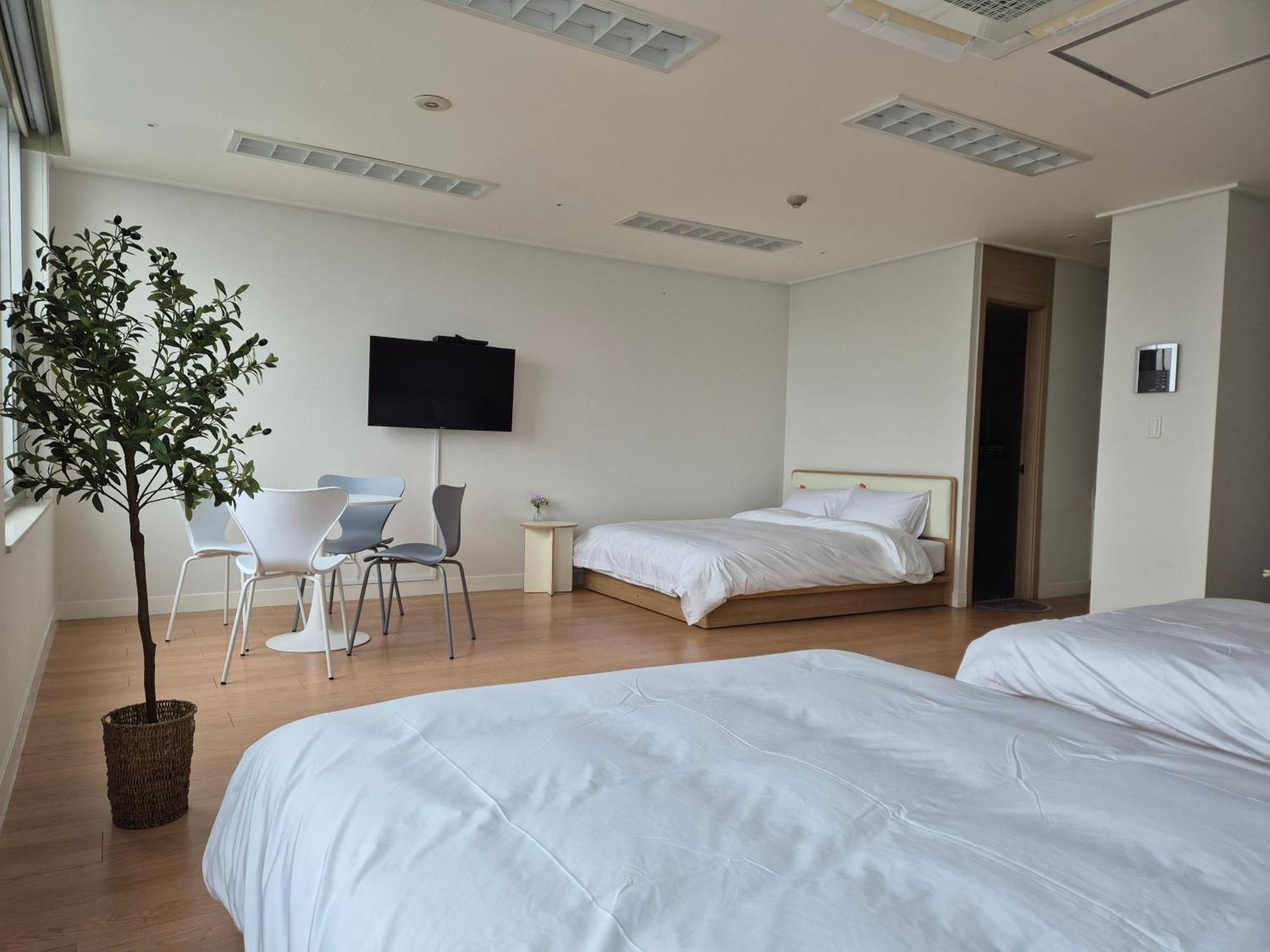 "Grand Opened" Maxtyle Guesthouse Dongdaemun Seoul Exterior foto