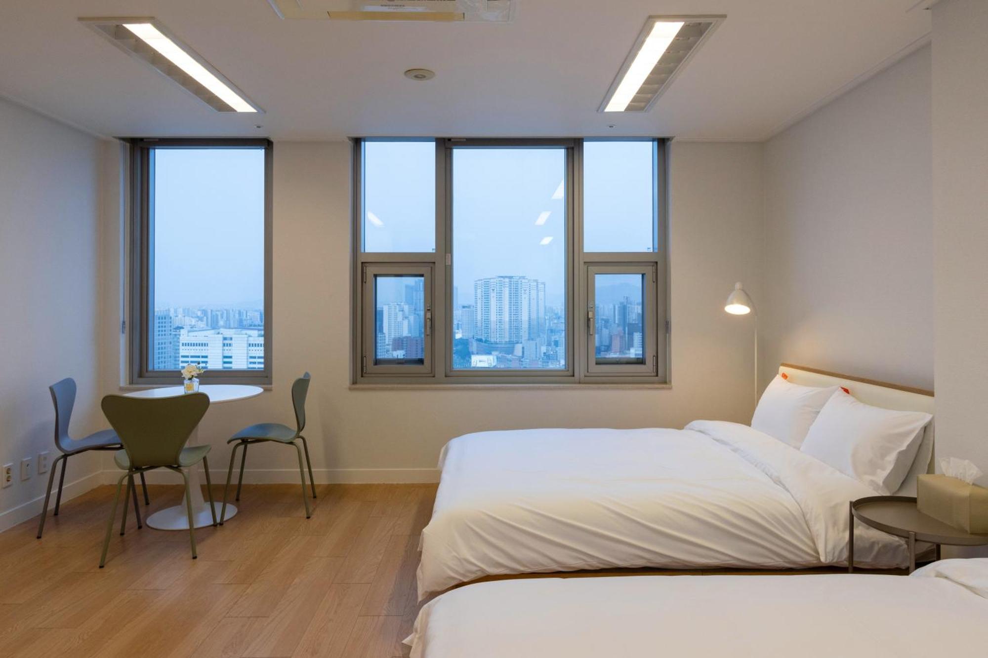 "Grand Opened" Maxtyle Guesthouse Dongdaemun Seoul Zimmer foto