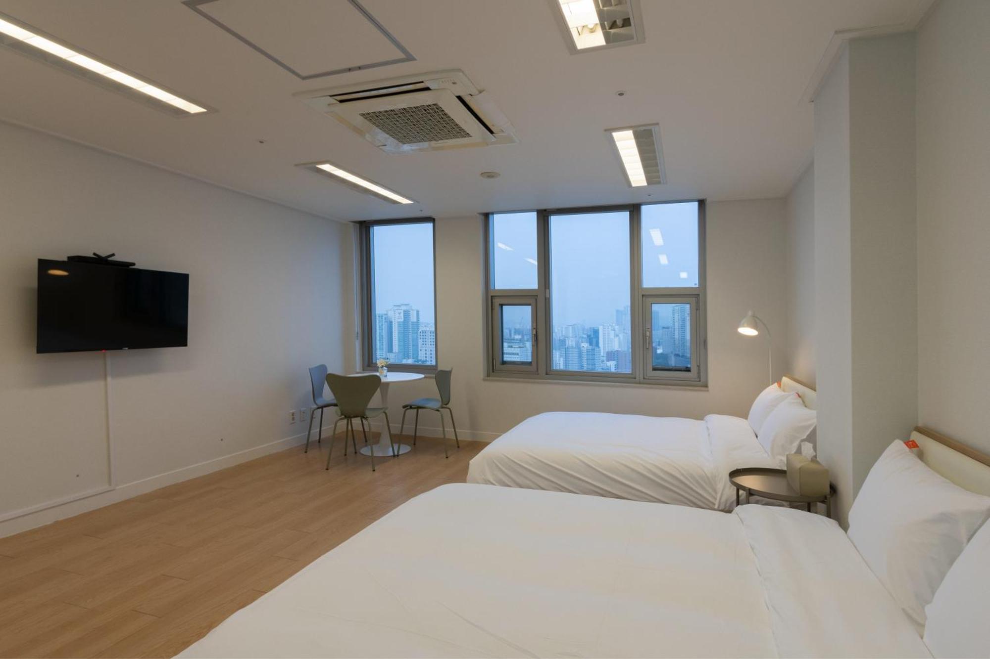 "Grand Opened" Maxtyle Guesthouse Dongdaemun Seoul Zimmer foto