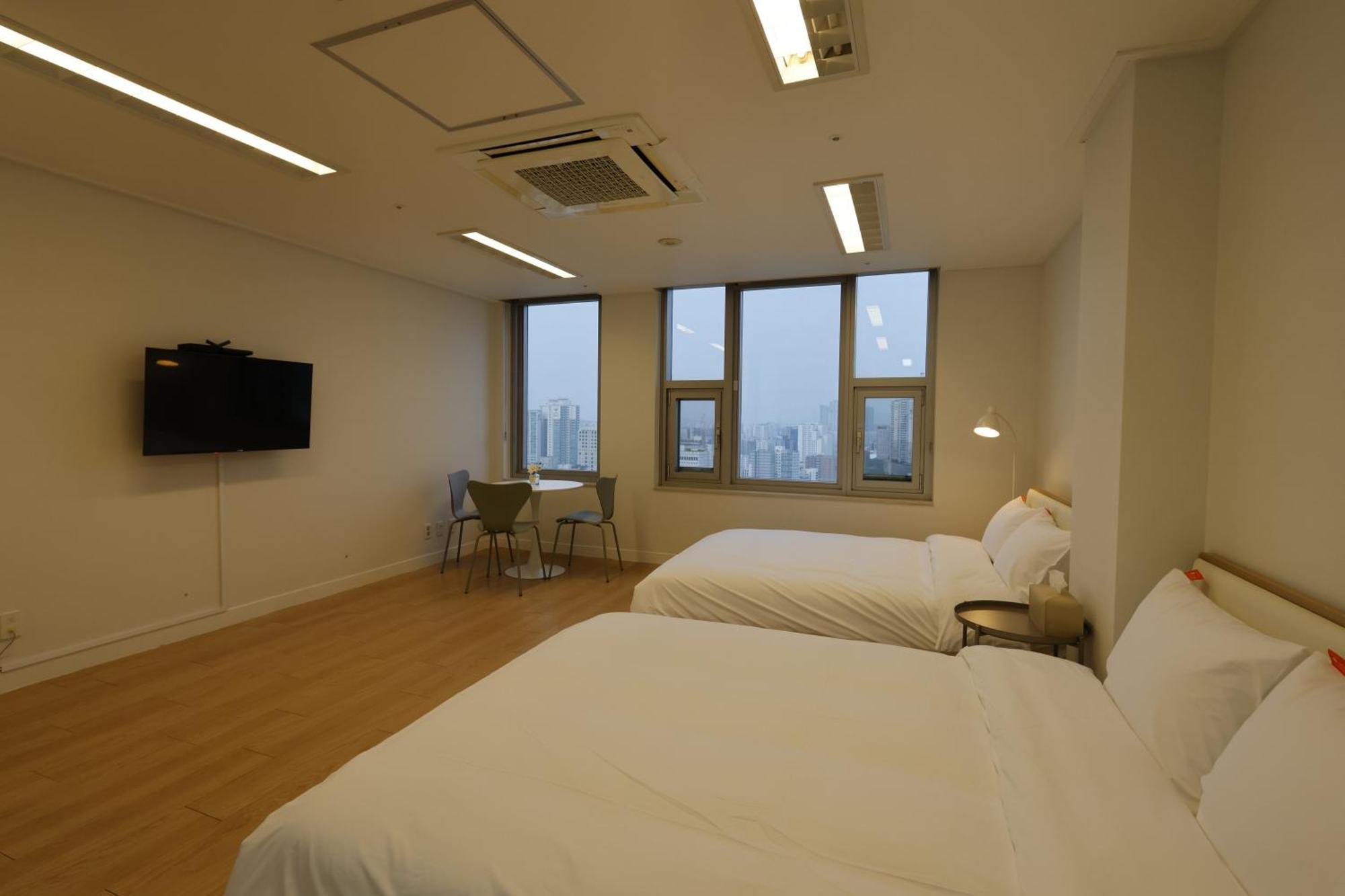 "Grand Opened" Maxtyle Guesthouse Dongdaemun Seoul Zimmer foto